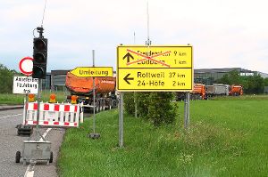 Die Bauarbeiten beim Loßburger Ortsausgang haben begonnen. Foto: Rath Foto: Schwarzwälder-Bote