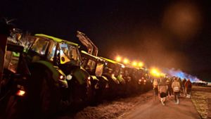 Viele Landwirte der Umgebung waren mit ihren Traktoren nach Bittelbronn gekommen. Foto: Christof Schülke