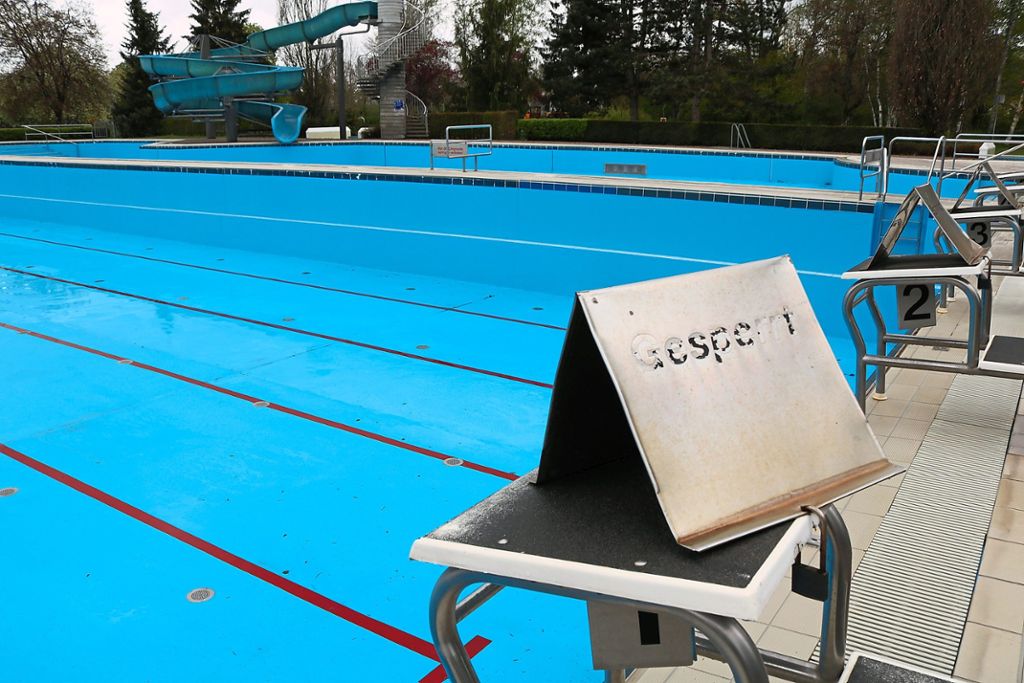 Das Becken ist trocken, Badegäste Fehlanzeige. Ab Samstag, 18. Mai, wird sich beides ändern. Das Donaueschinger Parkschwimmbad startet in die Saison.