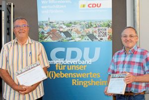 Seit 30 Jahren sind Alois Person (links) und Eugen Bosch Mitglieder des CDU-Gemeindeverbandes, zuvor Mitglied der Jungen Union Foto: Mutz
