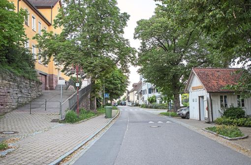 Die Sulzer Kirchstraße wird häufig als Abkürzungsstrecke benutzt. Foto: Geisel