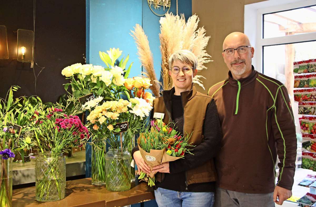 Martin und Christina Deuringer verbindet  die Liebe zu Pflanzen und vor allem  zu Blumen. Foto: Müller