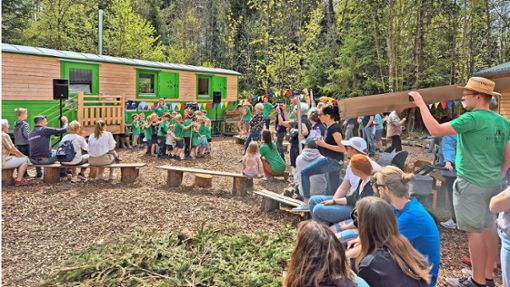 Mit einem Tag der offenen Tür wurde der Althengstetter Waldkindergarten am neuen Standort eingeweiht. Foto: Jeanette Tröger