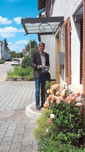 Armin Pioch ist im Wahlkampf schon kräftig engagiert: Er geht von Haustür zu Haustür und stellt sich vor.Foto: privat Foto: Schwarzwälder Bote