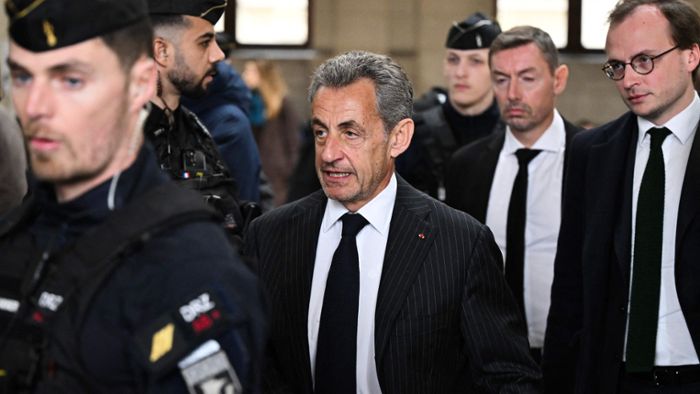 Mildere Strafe für Sarkozy - Ex-Präsident geht in Revision