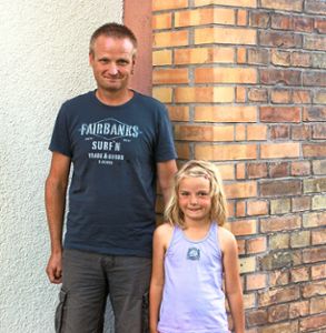 Laufwart Markus Aust mit Tochter Kylie  Foto: Limberger