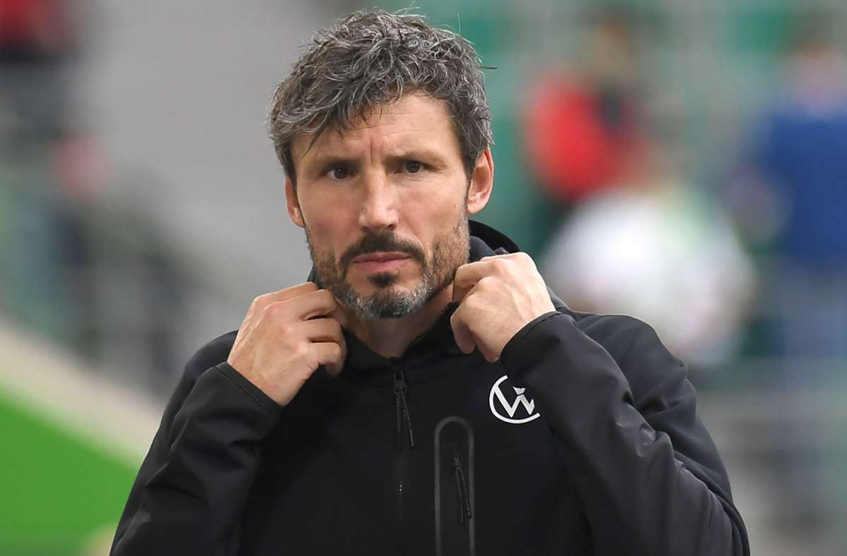 Mark van Bommel ist nicht mehr Trainer beim VfL Wolfsburg. Foto: dpa/Swen Pförtner