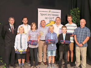 Auch der Sportlernachwuchs wurde bei der Sportgala in Bad Herrenalb ausgezeichnet. Foto: Priestersbach Foto: Schwarzwälder-Bote
