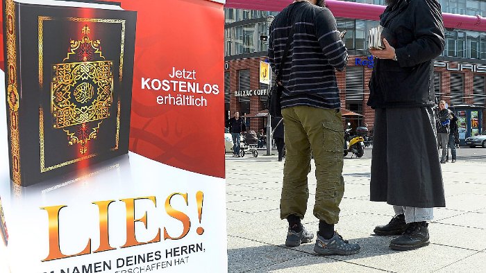 Darf Koran in Innenstadt verteilt werden?
