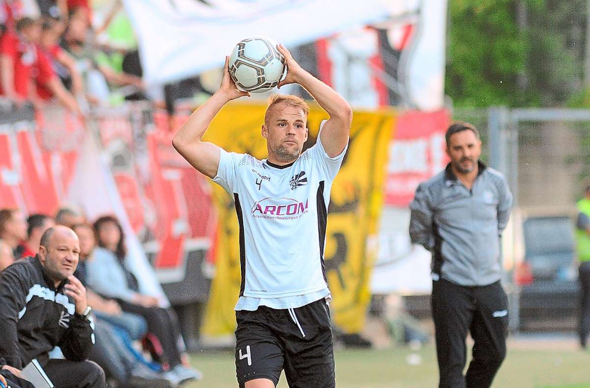 Der neue Bad Dürrheimer Coach Pablo Gil hier noch als Spieler des FC 08 Villingen in der Oberliga. Foto: Eibner/Baur