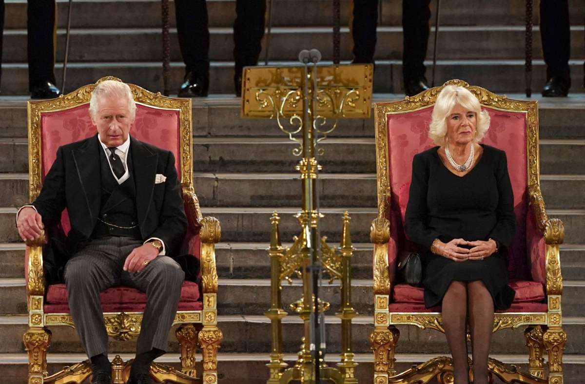 König Charles III. und Königsgemahlin Camilla werden im Mai 2023 gekrönt. Foto: dpa/Stefan Rousseau