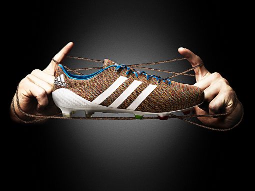 Ein gestrickter Schuh: Auch für das Herstellen von Kickstiefeln liefert Groz-Beckert die geeigneten Nadeln. Foto: Adidas