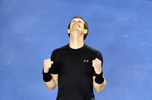 Andy Murray hat am Donnerstag im Halbfinale den Nadal-Bezwinger Tomas Berdych aus Tschechien nach 3:26 Stunden mit 6:7 (6:8), 6:0, 6:3, 7:5 besiegt und steht nun im Finale. Foto: AAP