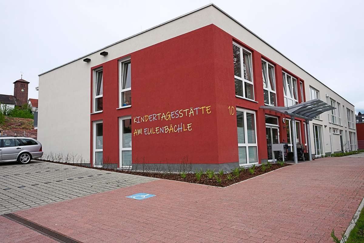 Die Kindertagesstätte Eulenbächle an der Brunnenstraße ist die größte in Schömberg. Dort befindet sich auch das Familienzentrum der Gemeinde.  Foto: Krokauer