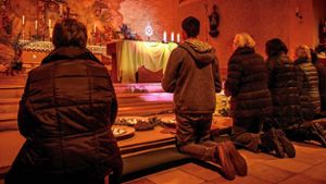 Im Zwiegespräch: Der Abend der Barmherzigkeit in St. Ulrich ermöglicht innere Einkehr.  Foto: Rebhan Foto: Schwarzwälder Bote