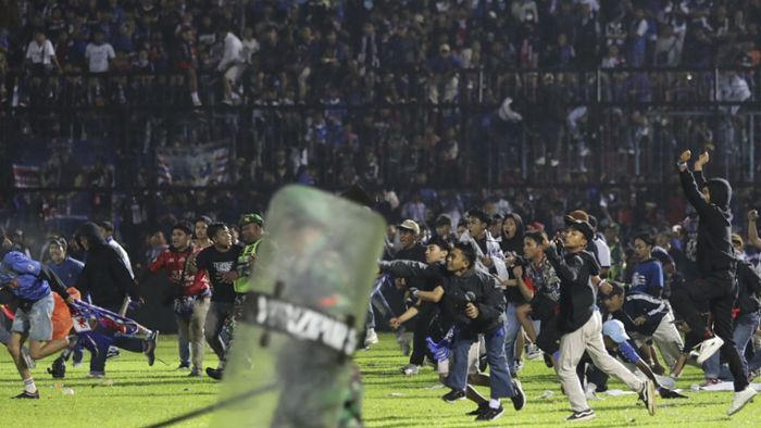 Indonesien: 125 Tote bei Ausschreitungen nach Fußball-Spiel