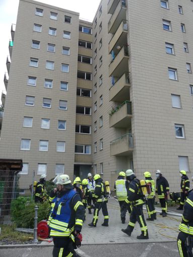 Beim Brand in dem Hochhaus auf dem Lemberg waren am 17. Juli zahlreiche Einsatzkräfte vor Ort. Foto: Schillaci