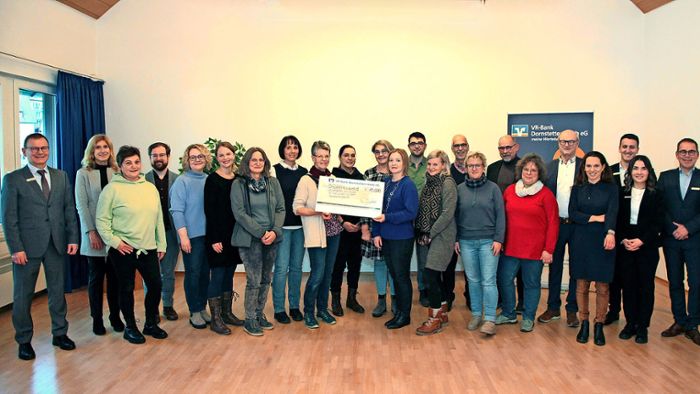 VR-Bank Dornstetten-Horb verteilt 13 000 Euro an Spenden