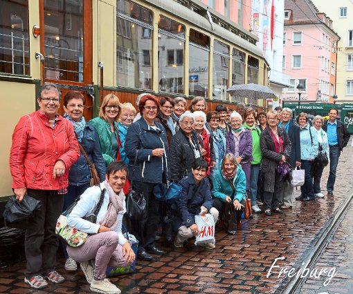 Die Turnerfrauen aus Winzeln machen einen Streifzug durch Freiburg.  Foto: Verein Foto: Schwarzwälder-Bote