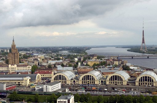 In der lettischen Hauptstadt Riga wird ein Student der Universität Stuttgart vermisst. Foto: dpa
