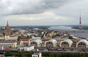 In der lettischen Hauptstadt Riga wird ein Student der Universität Stuttgart vermisst. Foto: dpa