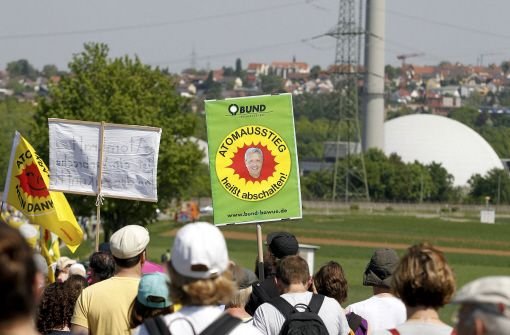 Nach Fukushima hatte es vor dem Kernkraftwerk Neckarwestheim immer wieder Proteste gegeben. Foto: dapd