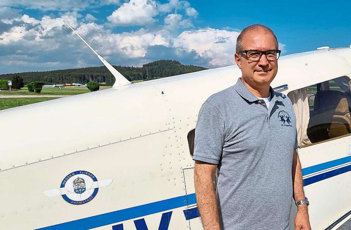 Eckhart Pauly ist Geschäftsführer der Flugplatz Donaueschingen-Villingen GmbH. Bei dem Unternehmen läuft es gut. Mit höheren Kosten für Schweizer Flugzeuge hat das aber wenig zu tun.