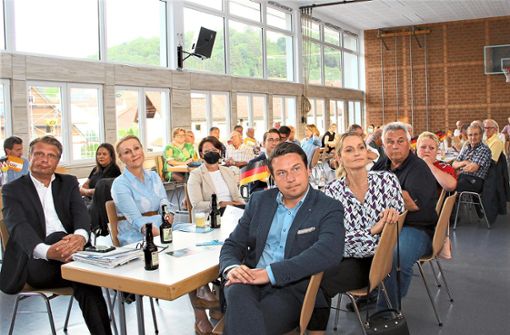 Die Kreis-CDU demonstriert bei ihrem Parteitag Geschlossenheit und geht optimistisch in die Zukunft. Foto: Wahl
