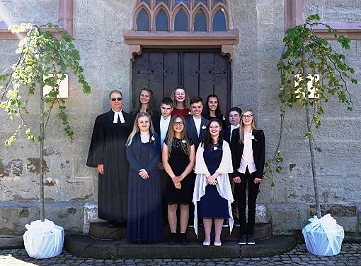 Die evangelische Kirchengemeinde Laufen, Lautlingen und Margrethausen hat die Konfirmation von zehn Jugendlichen gefeiert.  Foto: Privat