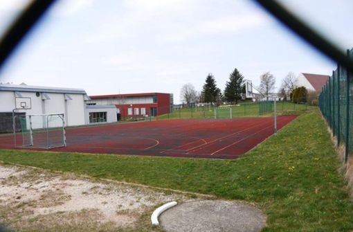 Das Kleinspielfeld neben dem Schulzentrum Meßstetten wird erneuert – aber nicht erweitert. Foto: Eyrich
