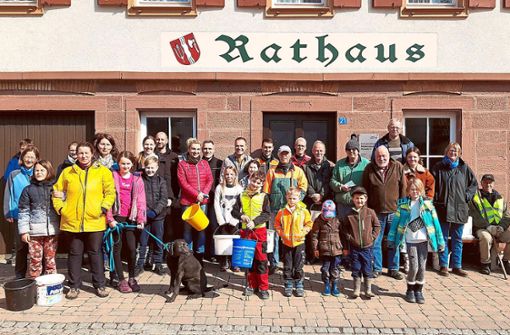 Hoch war die Zahl der Helfer bei der jüngsten Müllputzete in Mindersbach. Foto: Kälber