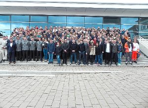 Stolze Zahl: 189 Schüler haben mit der Ausbildung zum Notfallsanitäter begonnen. In Pfalzgrafenweiler trafen sie sich mit Lehrern und Vertretern von Hilfsorganisatoren zur Begrüßungsfeier.  Foto: Blaich Foto: Schwarzwälder-Bote