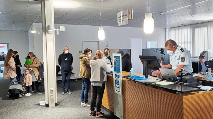 Servicezentrum Ukraine in Rottweil eröffnet – alle helfen zusammen