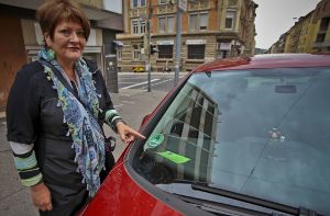 Birgit Wöhrle ist Herrin über die 20 000 Autos im Westen. Foto: Peter-Michael Petsch