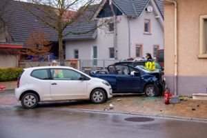 Zwei Autos stießen auf der Grafenhausener Hauptstraße seitlich zusammen. Foto: Michel