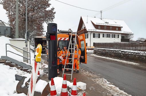 In Altburg war die neue Radarfalle am Mittwoch noch im Aufbau. Foto: Klormann