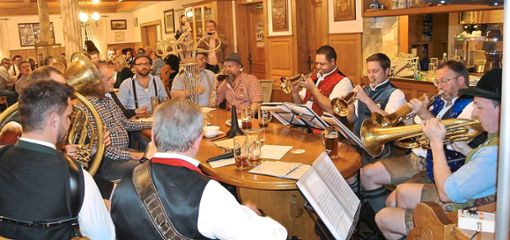 Die Plettenberg Stammtischmusig hat die Gäste beim Wirtshausmusikabend unterhalten.   Foto: Privat Foto: Schwarzwälder Bote