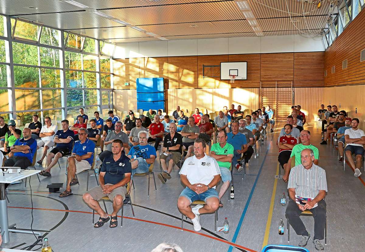 Beim Staffeltag in Neuweiler musste eine pandemiegerechte Sitzordnung eingehalten werden.