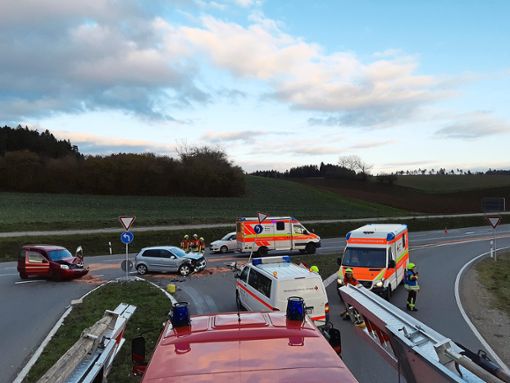 Bei dem Unfall auf der B 462 nahe Dunningen gab es einen weiteren Verletzten. (Symbolfoto) Foto: Feuerwehr Dunningen