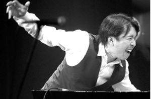 Auch der japanische Pianist Makoto Ozone ist zu Gast in einem Konzert der Kulturgemeinschaft. Foto: cf/Yow Kobayashi