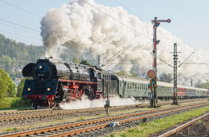 Eisenbahnfreunde Zollernbahn: Mit viel Dampf zum Weinfest