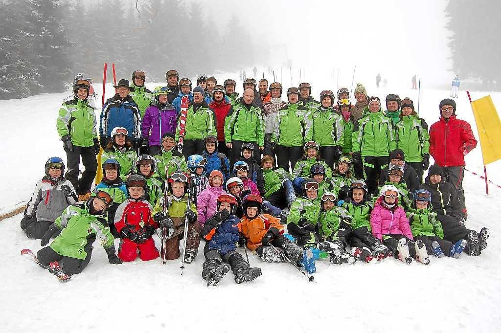 Große Resonanz fand die Vereinsmeisterschaft Alpin, zu der der Ski-Club Villingen an den Schlossberg in Oberkirnach eingeladen hatte. Foto: privat Foto: Schwarzwälder-Bote