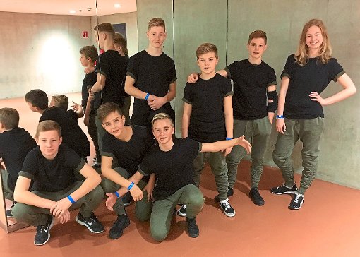 Die Althengstetter Breakdancer sind stolz auf Platz fünf bei der Weltmeisterschaft in Graz. Foto: Keck Foto: Schwarzwälder-Bote