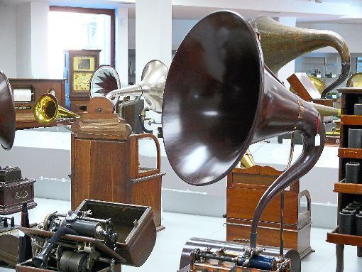 Das Phonomuseum dokumentiert die Entwicklung der mechanischen Tonaufzeichnung und -wiedergabe    lückenlos mit etwa 250 Exponaten. Foto: Vaas Foto: Schwarzwälder-Bote