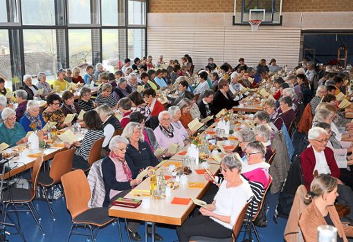 Gut besucht war der Bezirksfrauentag in der Beihinger Sport- und Gemeindehalle. Fotos: Priestersbach Foto: Schwarzwälder Bote