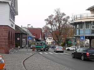 In  der Ortsdurchfahrt von Schömberg darf in Zukunft nicht schneller als 40 Kilometer pro Stunde gefahren werden. Foto: Krokauer