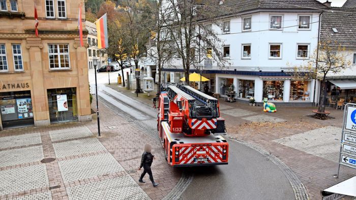 Einsatz in Schramberg-Sulgen: Mitarbeiter löschen Kleinbrand bei Magnetfabrik