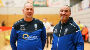 Holger Schott (links) und Sebastiano Testa coachen den FC Onstmettingen. Foto: Kara