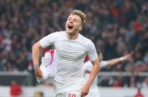Riesenerleichterung nicht nur bei Alexandru Maxim: Der VfB Stuttgart hat zu Hause drei Punkte gegen Eintracht Frankfurt geholt. Foto: Bongarts/Getty Images