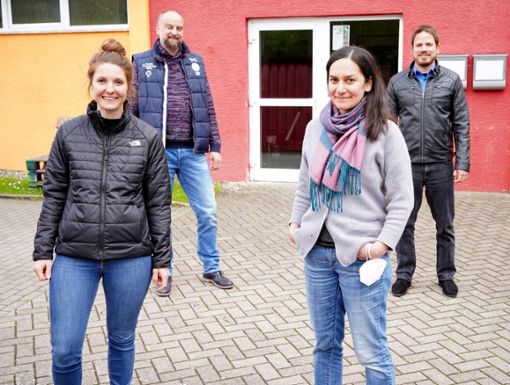 Angelika Maul (links) ist die neue Mitarbeiterin im mobilen Sozialteam von Horb, hier  mit ihrer Kollegin Nadia Lazar sowie Markus Guse (hinten links) und Michael Vogelmann. Foto: Morlok